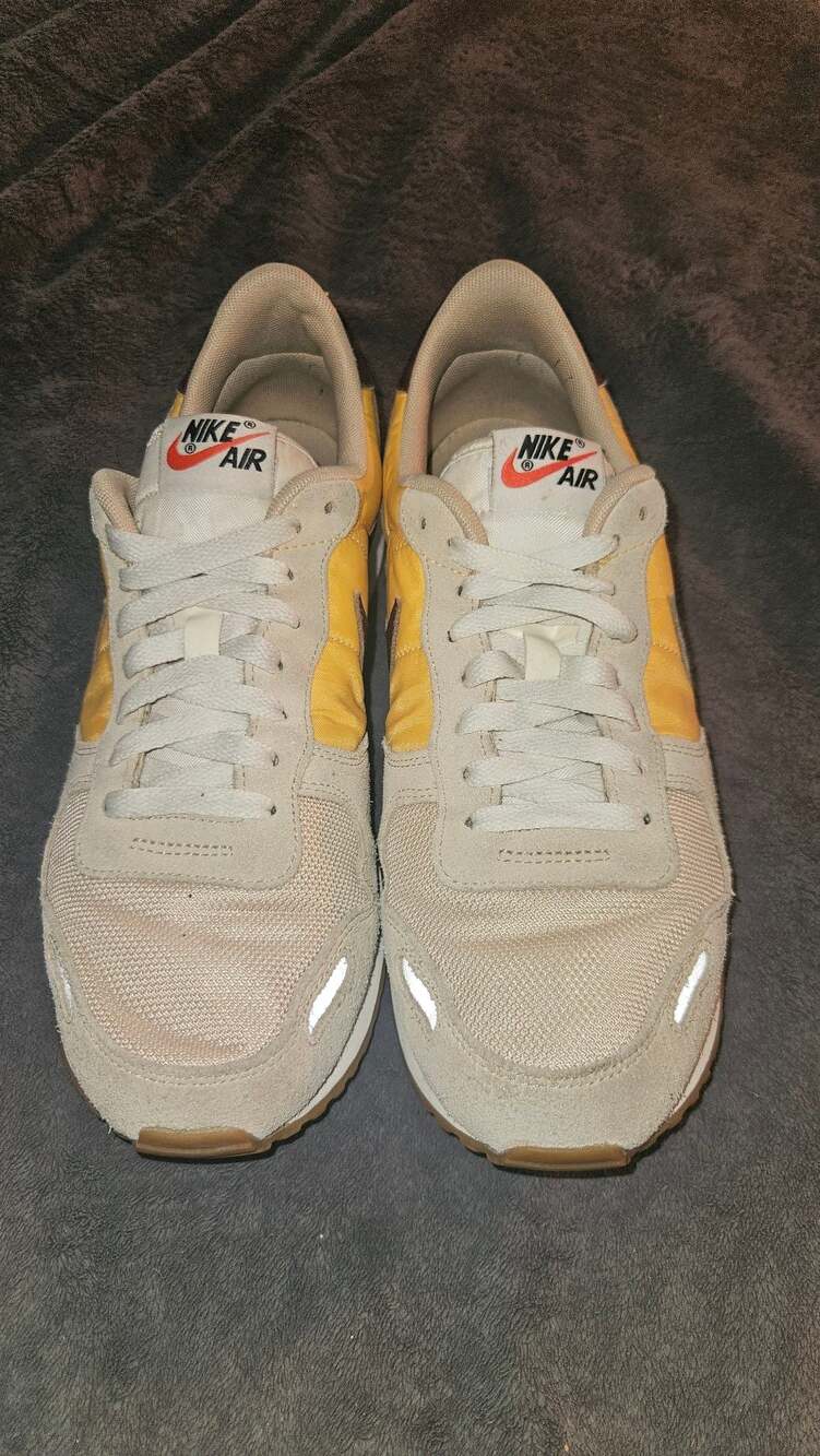 Nike Air Vortex Mineral Yellow Casual Sneakers